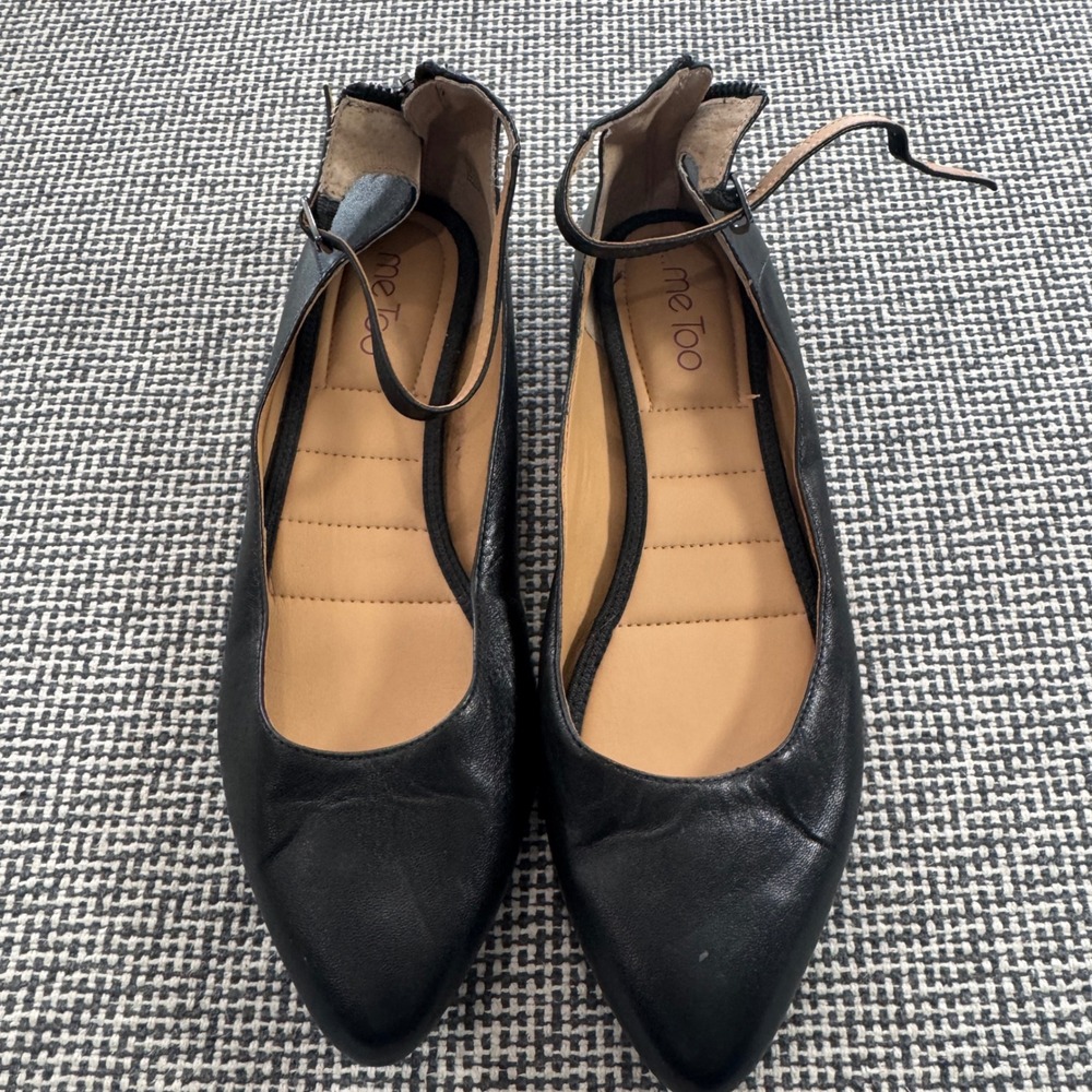 Me Too Ashlyn 4 Black Leather Pointed Toe Ankle Strap Flats M205068 Size 10M
